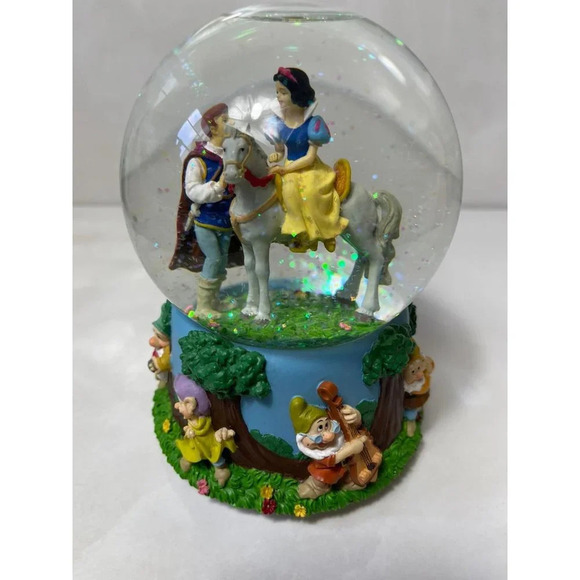 Disney Snow White Prince Florian "I Love You Truly” Snow Globe Music Box Enesco - Picture 6 of 9